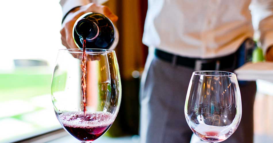 I Vini - Un mare di etichette tra le onde di Favignana